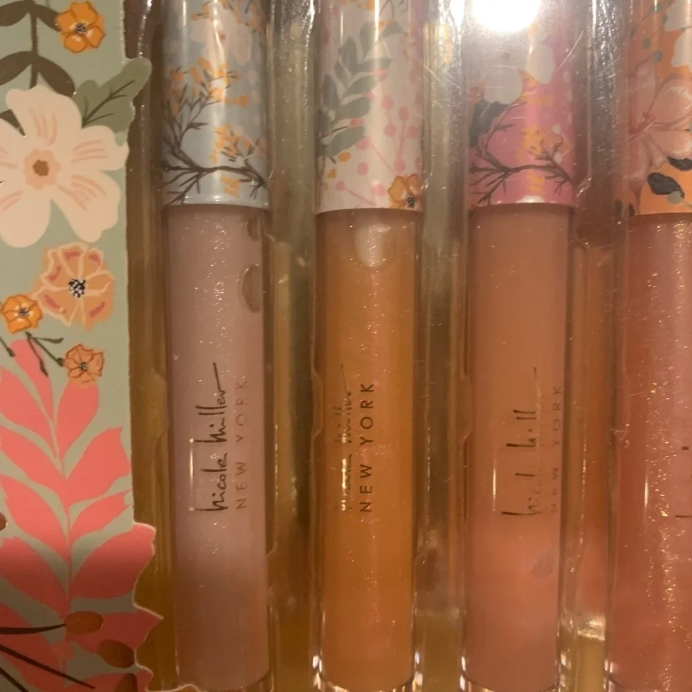 Nicole Miller Floral Lip Gloss Set - Neutral Pink & Peach Tones